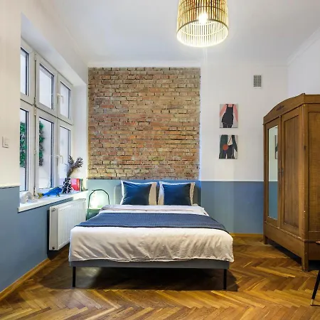 Silent Blue / Kochanowskigo St Appartement Cracovie